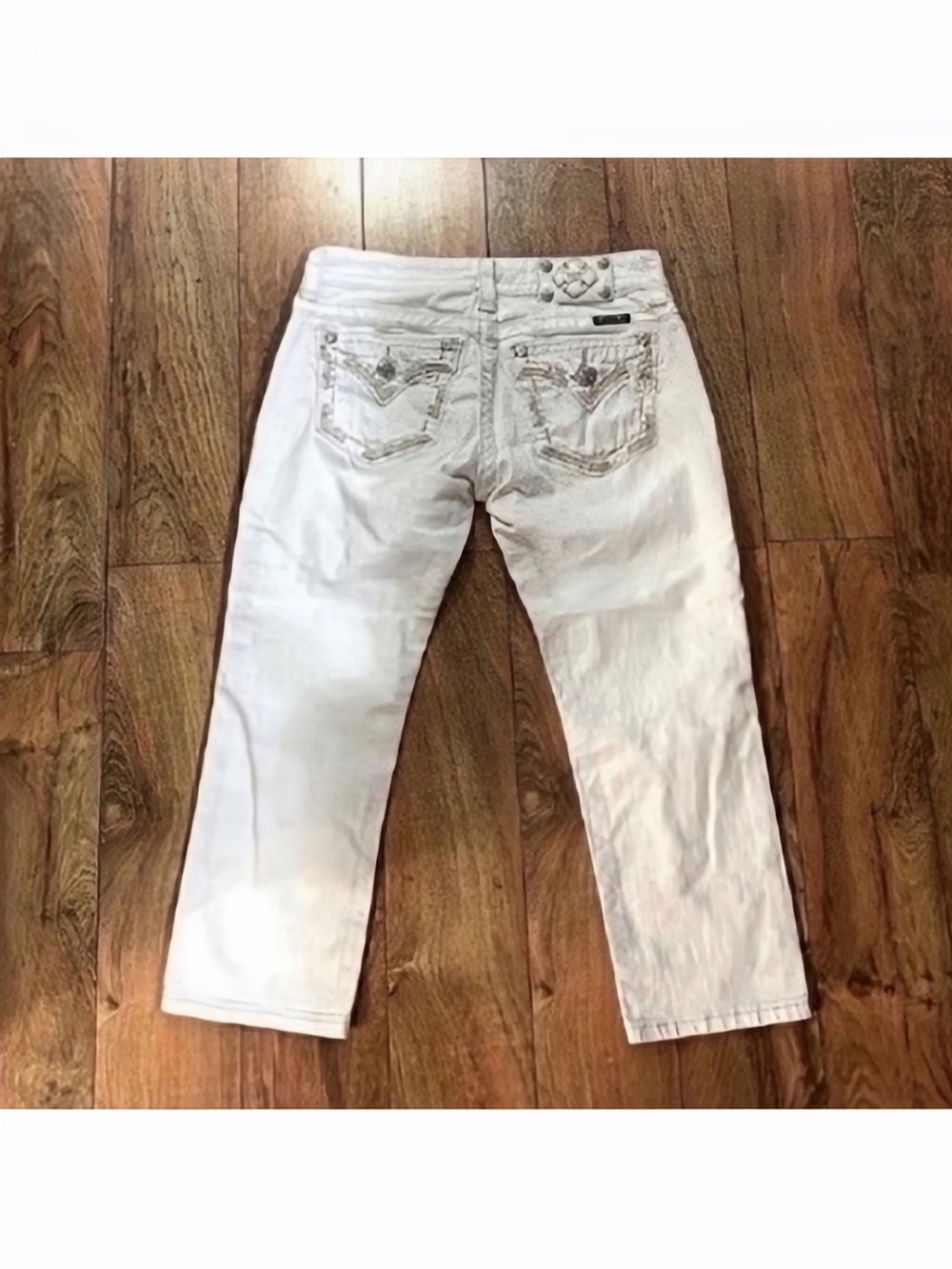 Gorgeous Miss Me Signature Crop White Jeans With Embellished Pockets